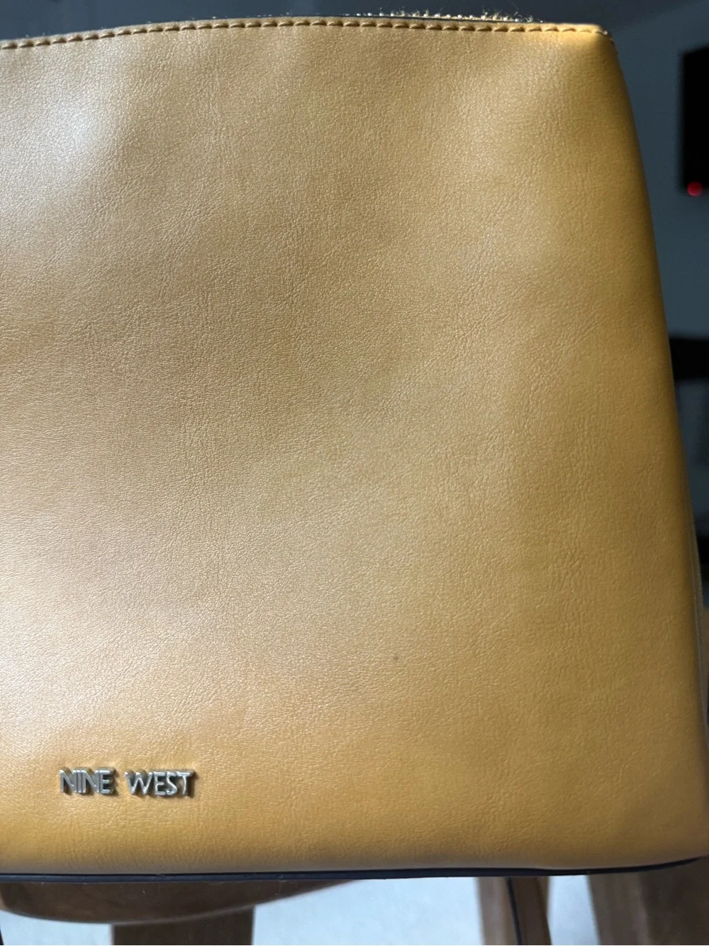 NINE WEST CROSSBODY
